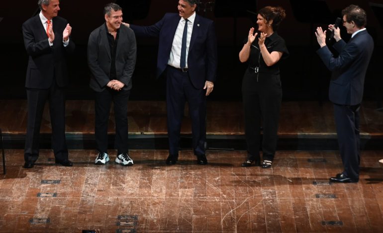  Nueva etapa en el Teatro Colón: Jorge Macri presentó al equipo directivo de nivel internacional, con Julio Bocca a cargo del Ballet